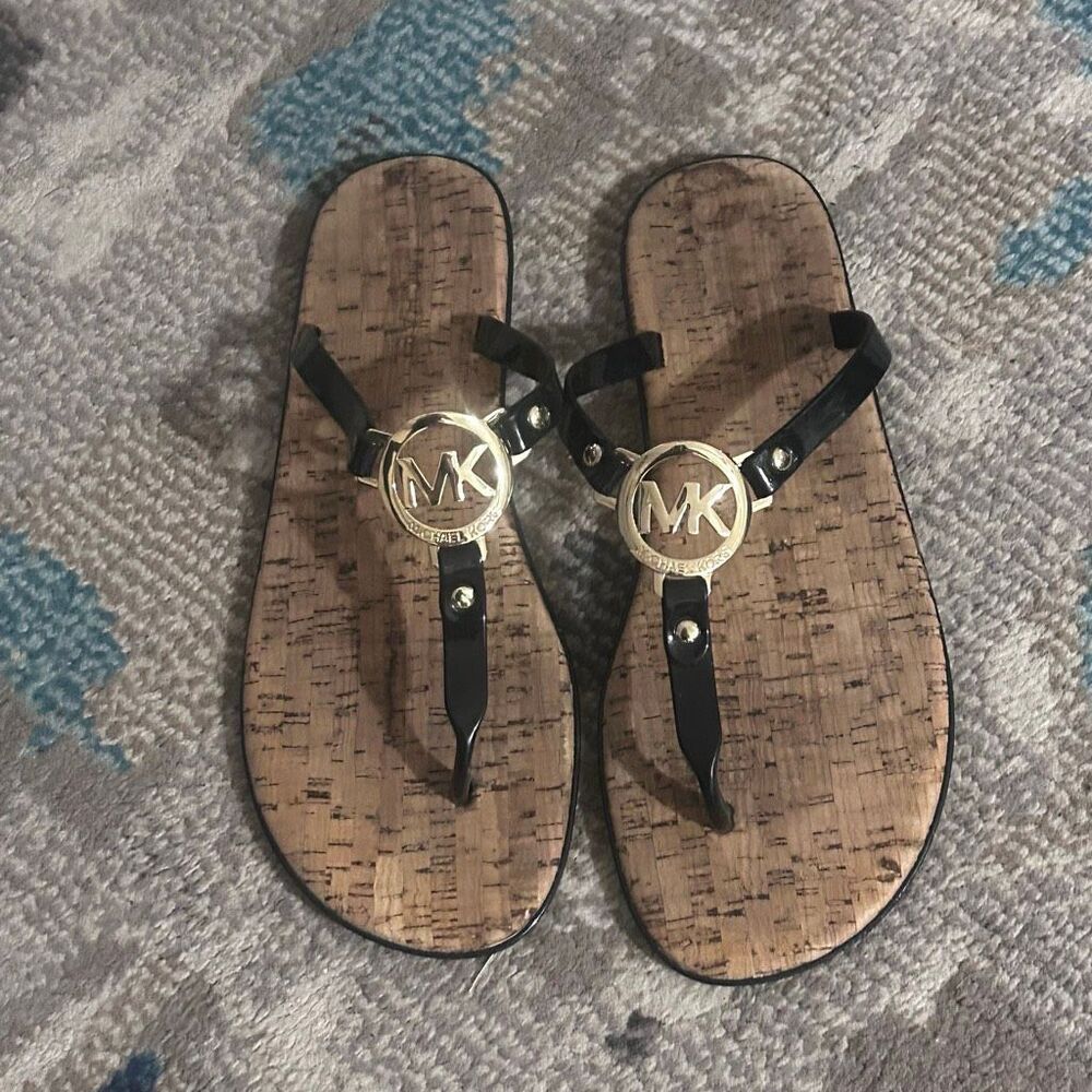 Michael Kors Flip Flop Sandals Women's Size 9 Black Jelly T-strap MK Logo Charm